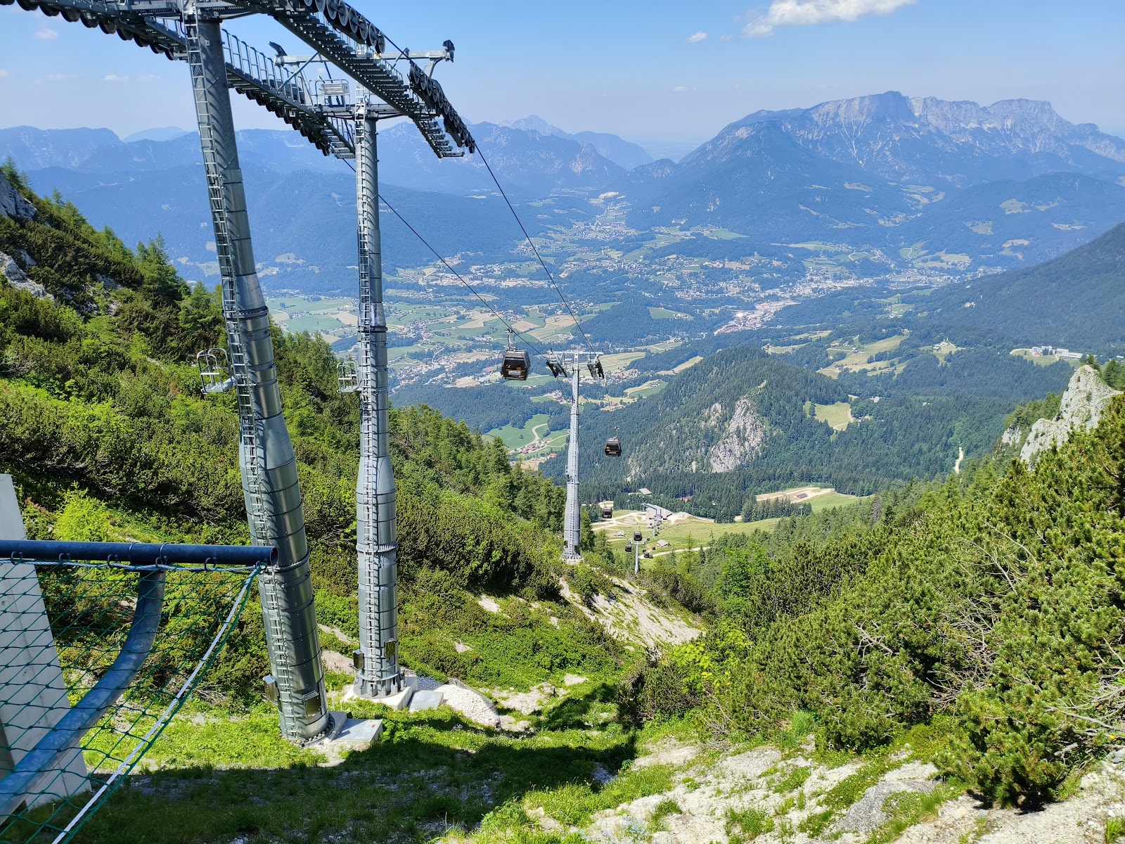 Jennerbahn Bergstation — Oficiais
