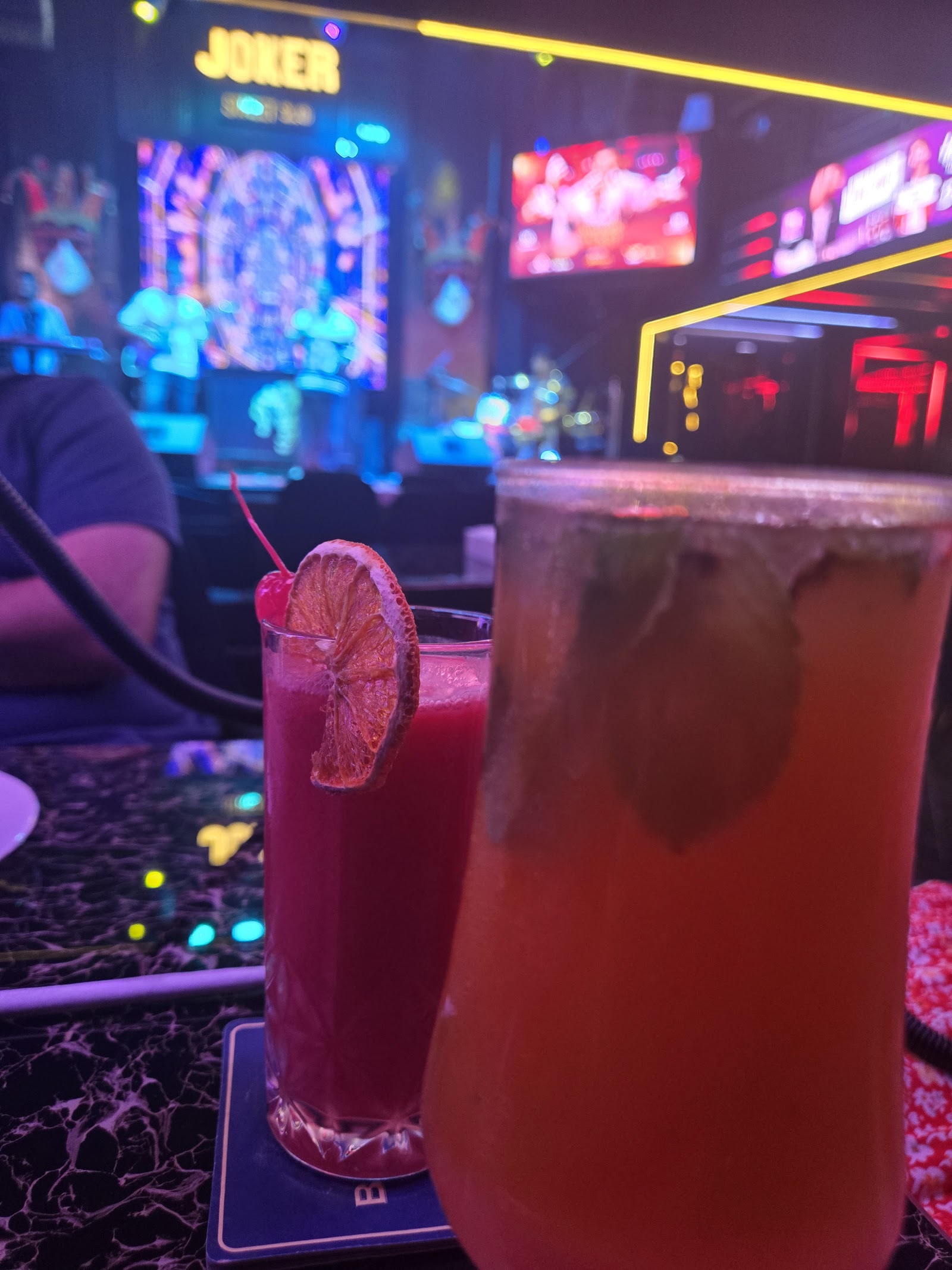 Joker’s Kitchen — Oficiais