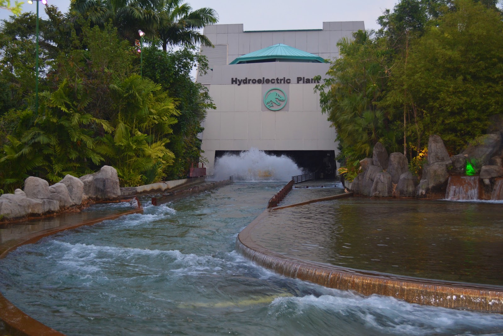 Jurassic Park Rapids Adventure — Oficiais