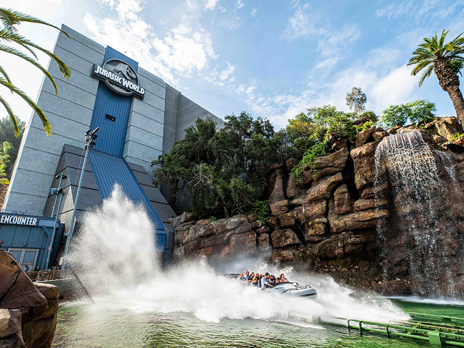 Jurassic World—The Ride — Oficiais
