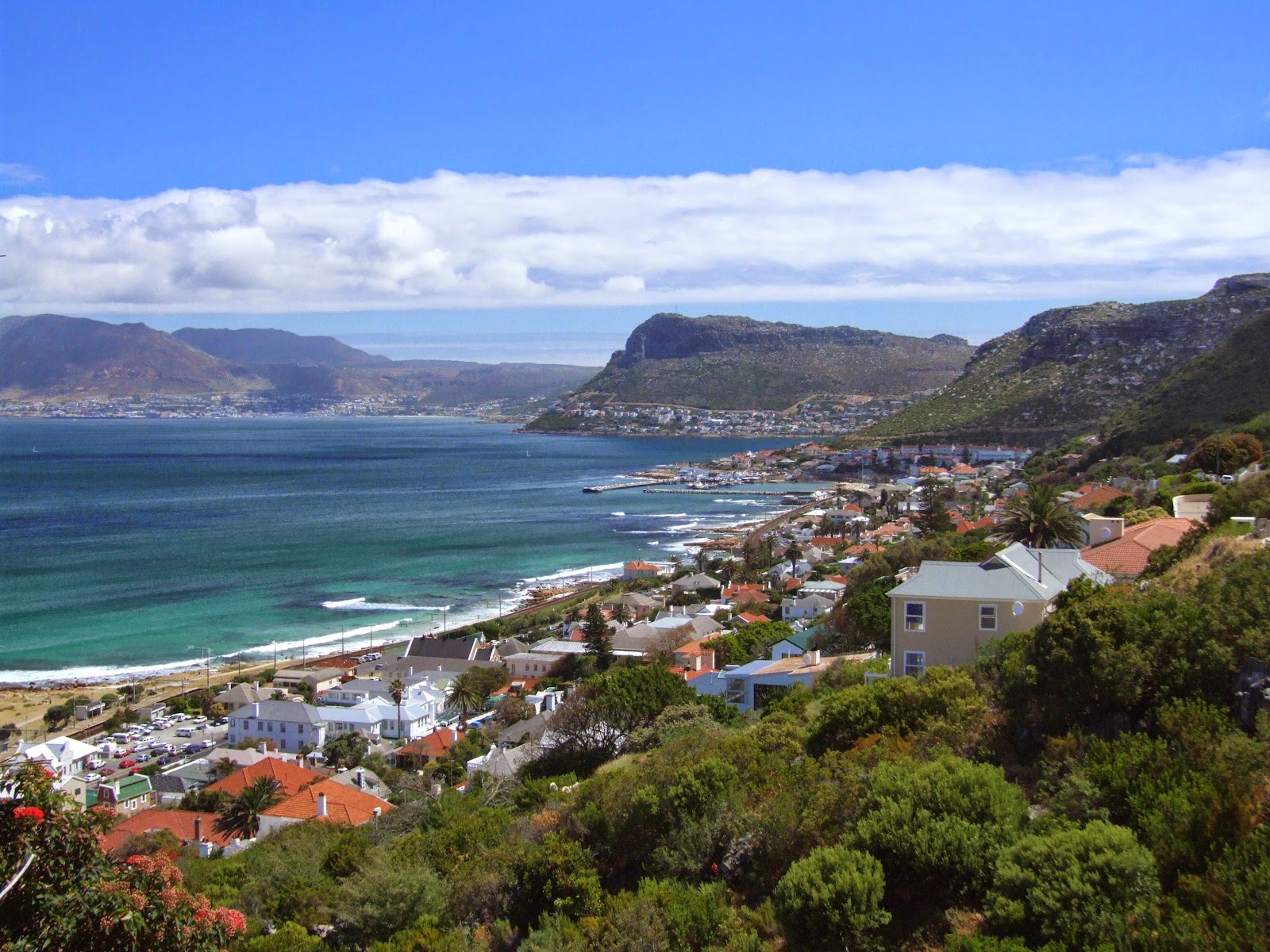 Kalk Bay — Oficiais