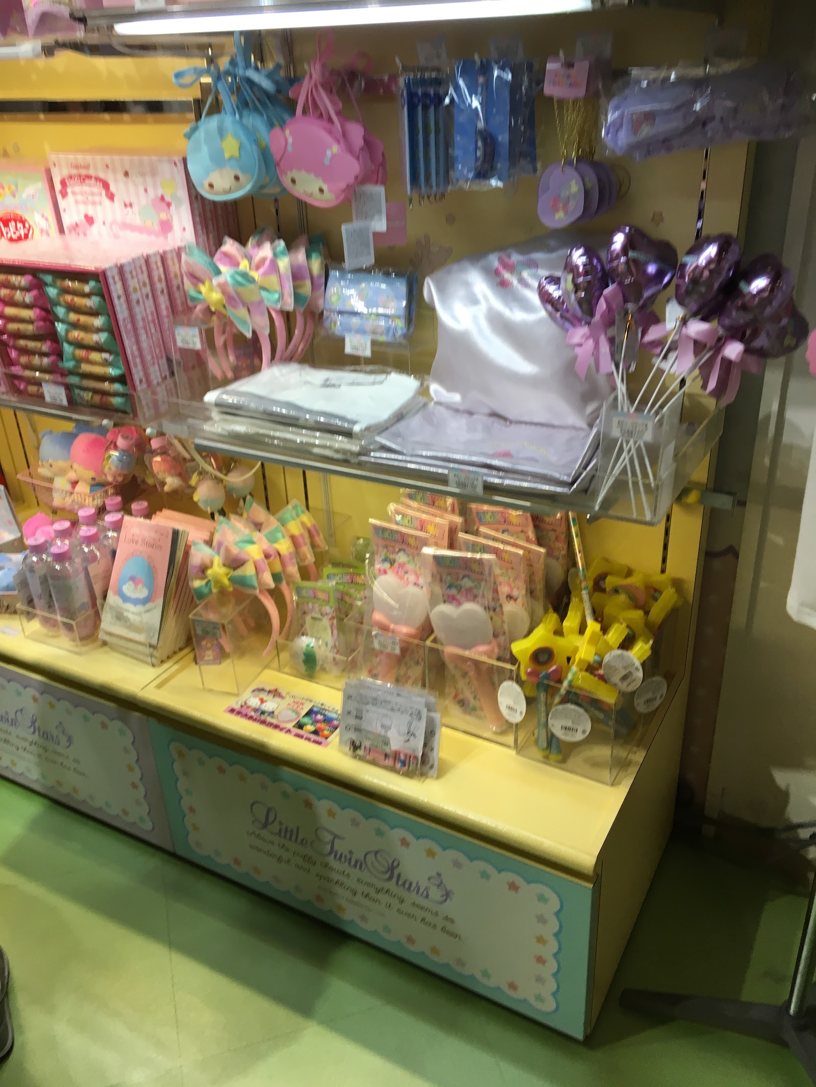 Kiki & Lala Café
