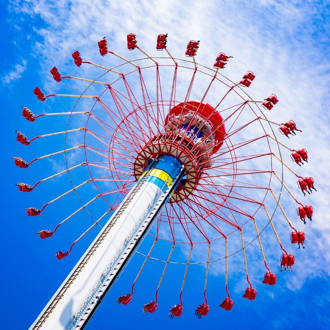 Kings Dominion — Oficiais