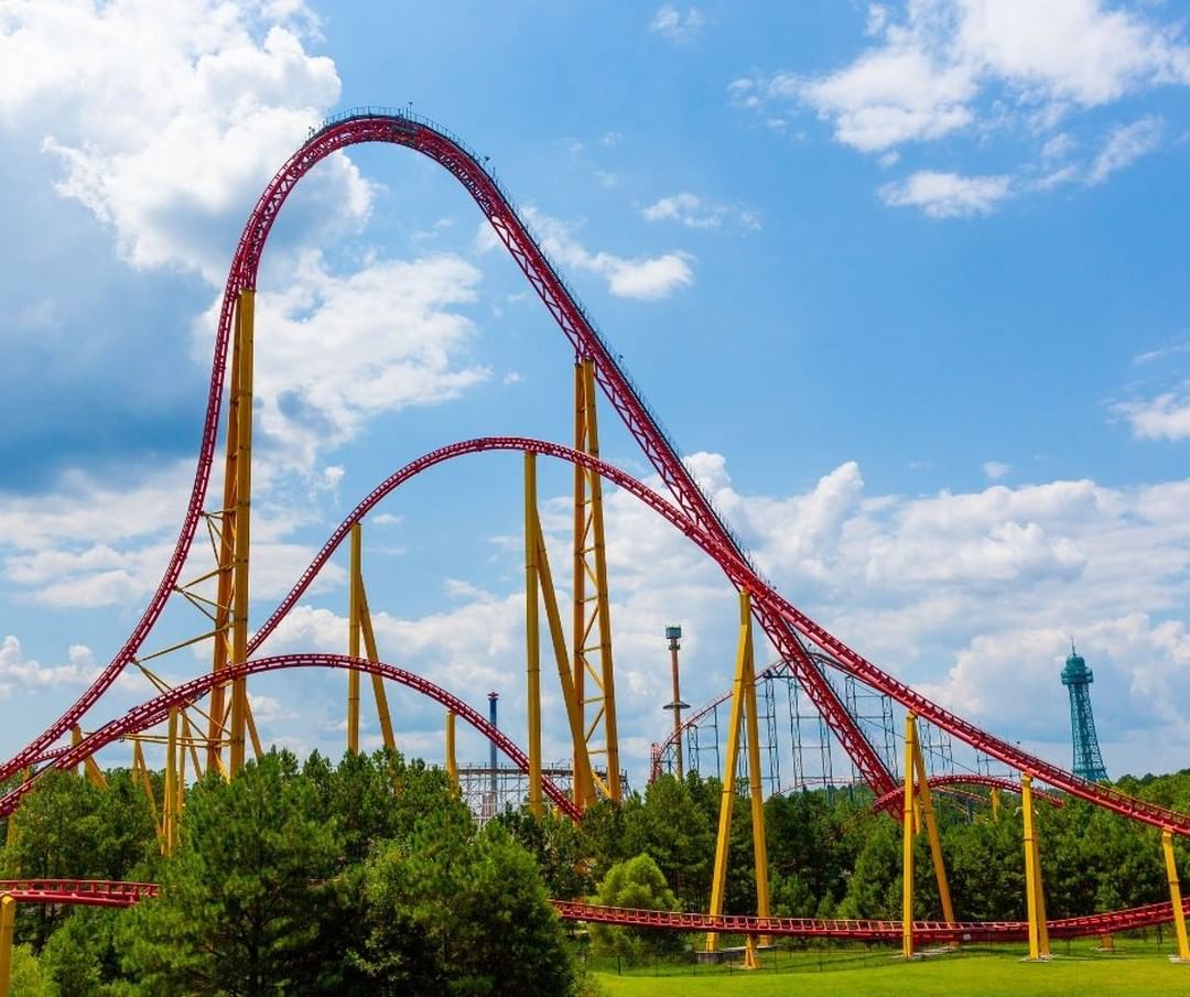 Kings Dominion — Oficiais