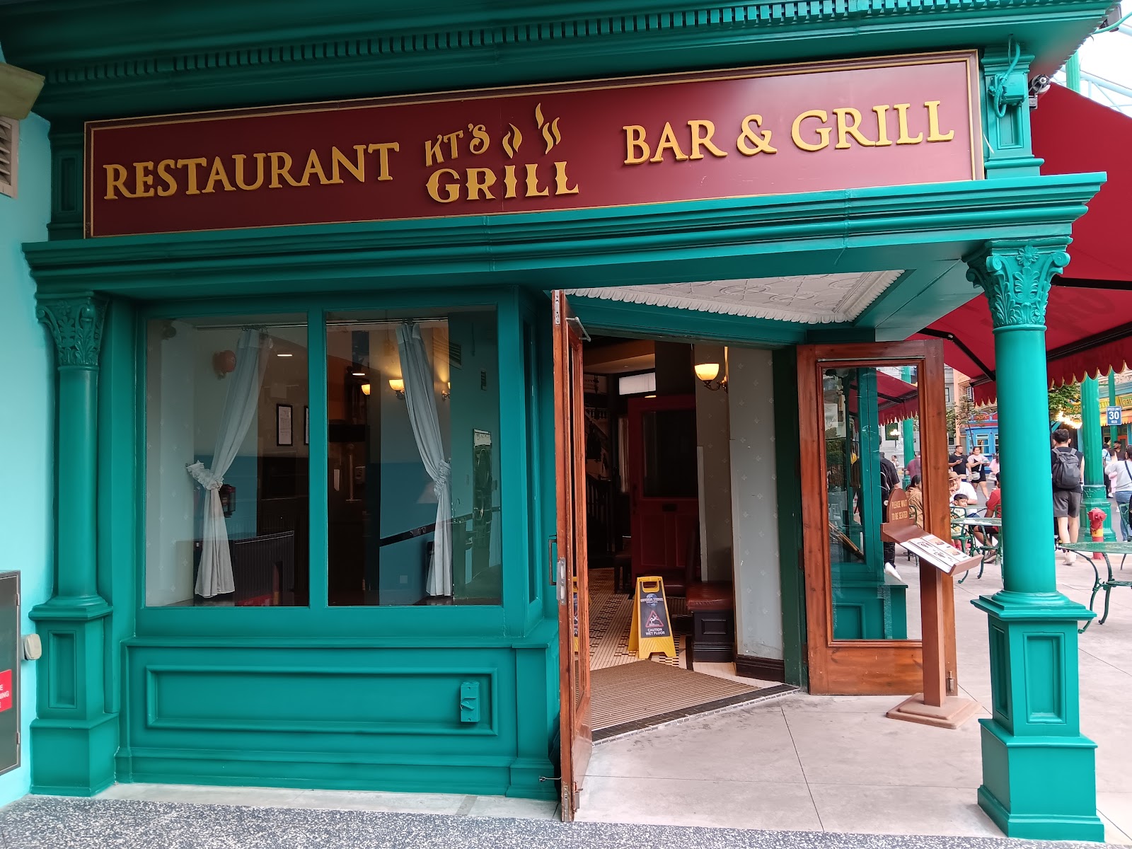 KT's Grill
