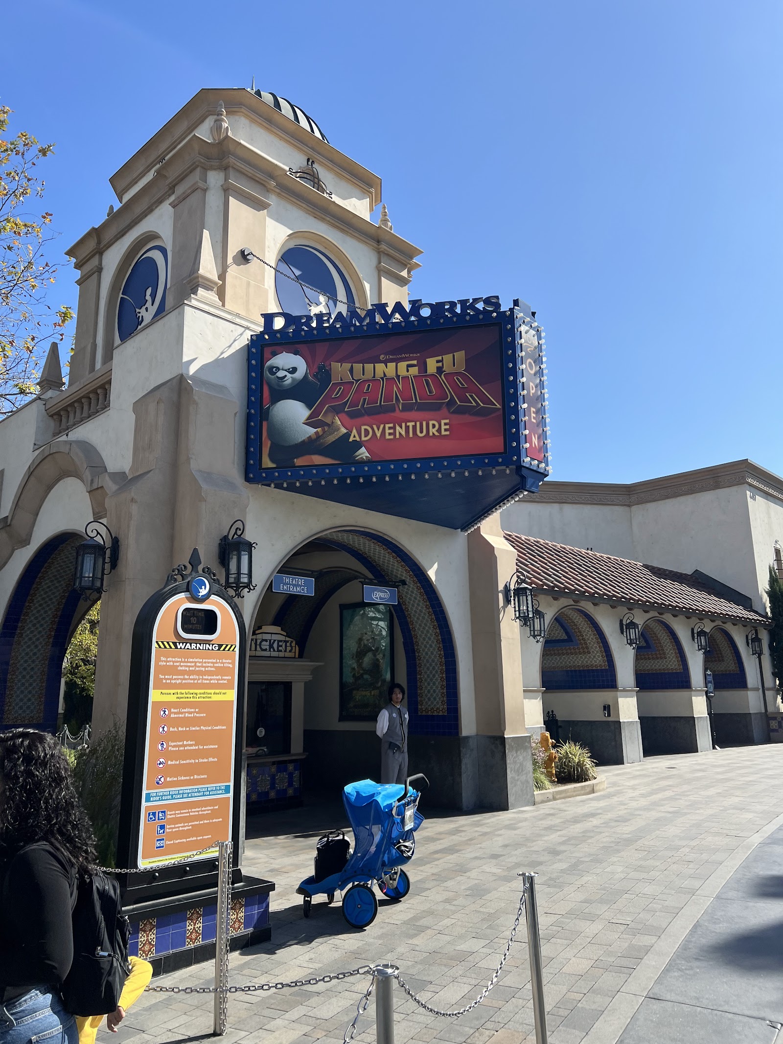 Kung Fu Panda Adventure — Oficiais