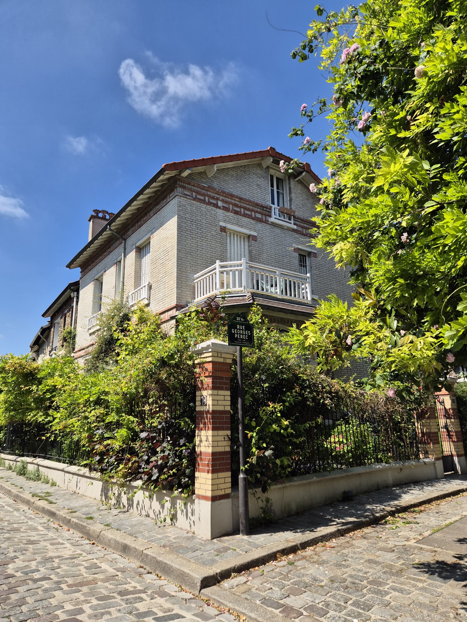 La Campagne à Paris — Oficiais