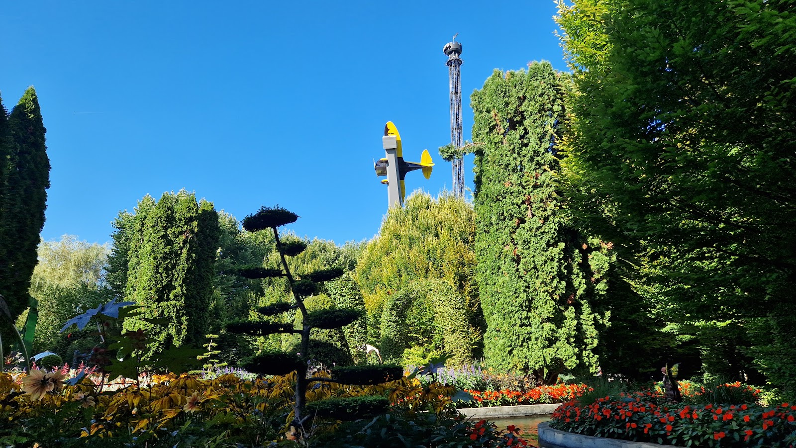 La Rivière des Fées — Oficiais