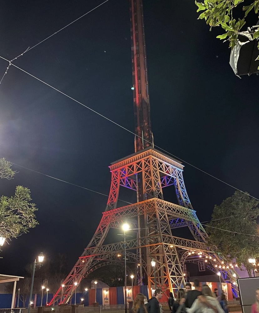 La Tour Eiffel — Oficiais