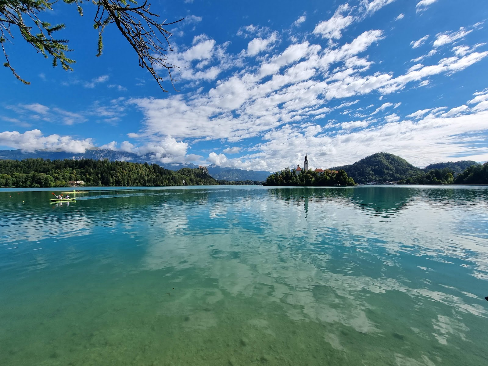 Lago bled — Oficiais