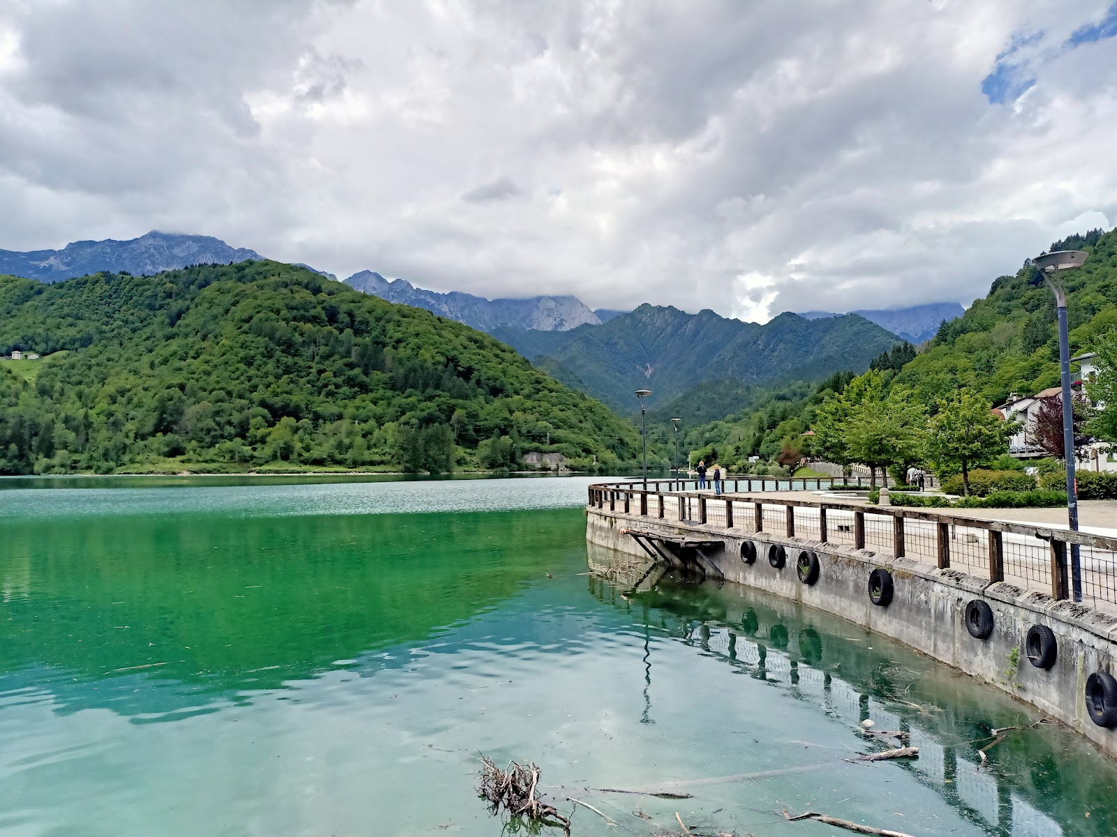 Lago di Barcis — Oficiais