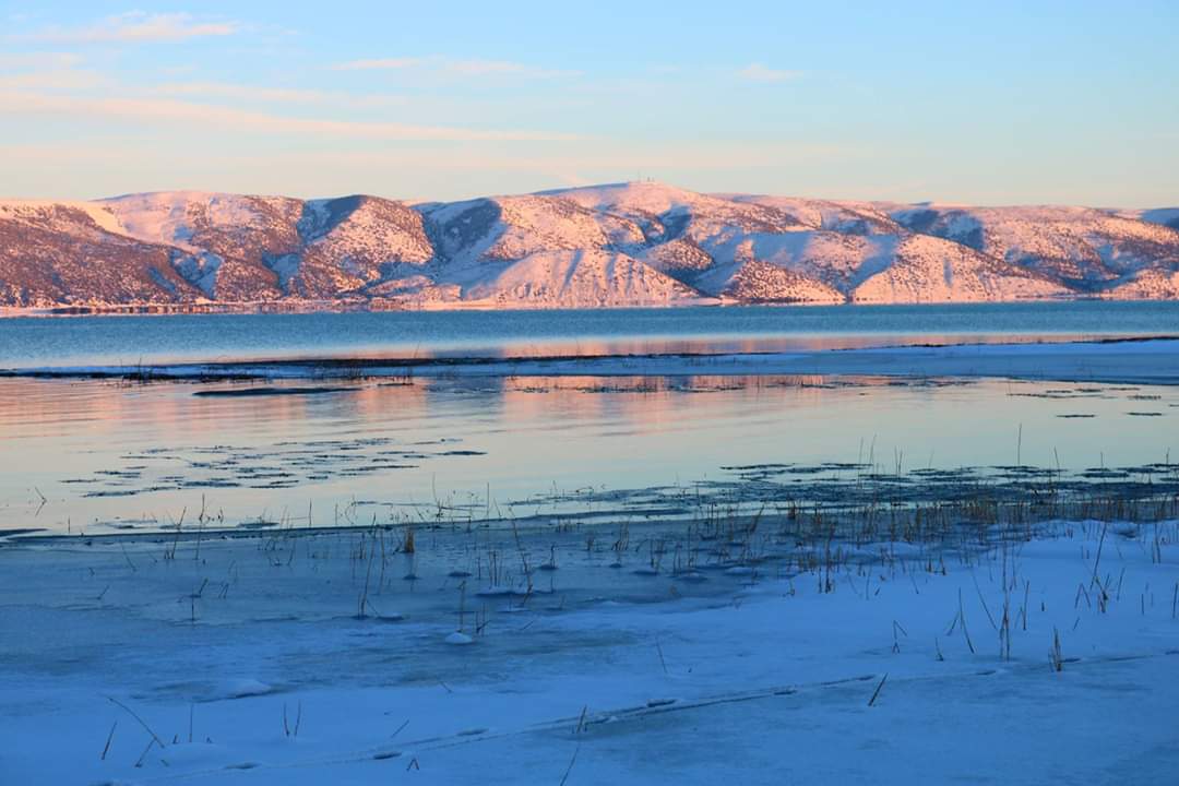 Lago Great Bear — Oficiais