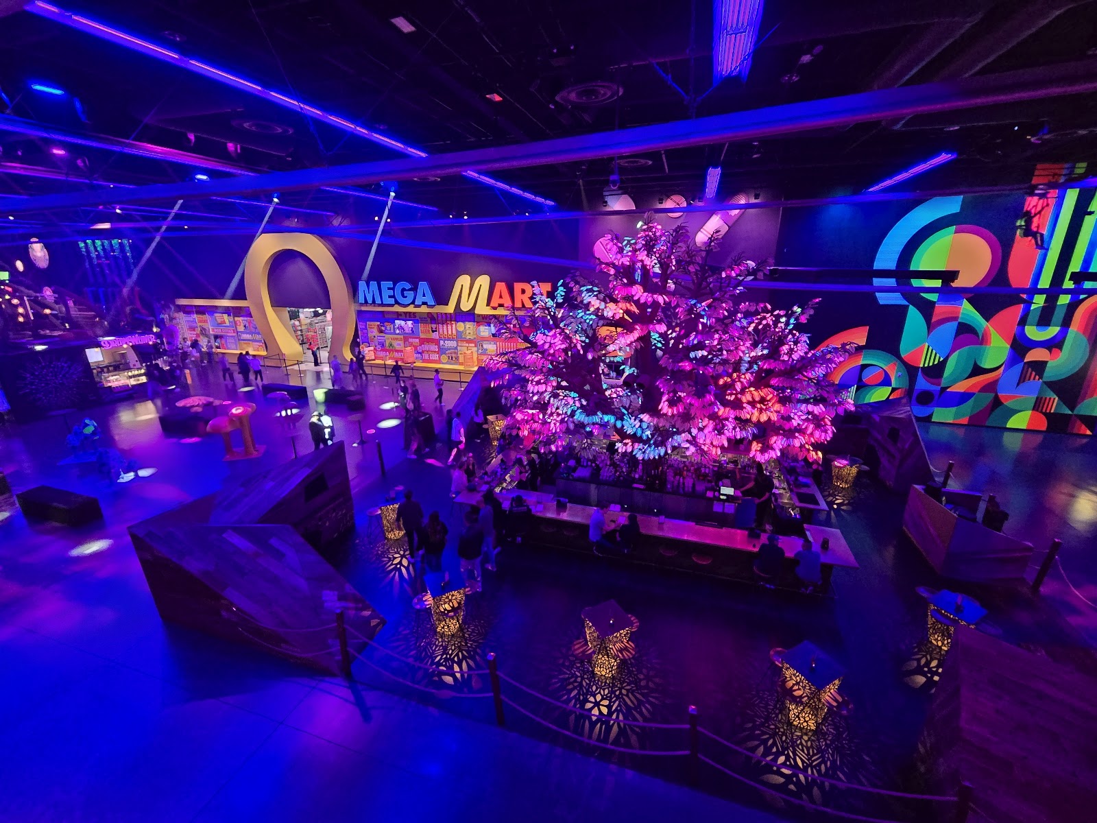 Las Vegas Ski & Snowboard Resort at AREA15 — Oficiais