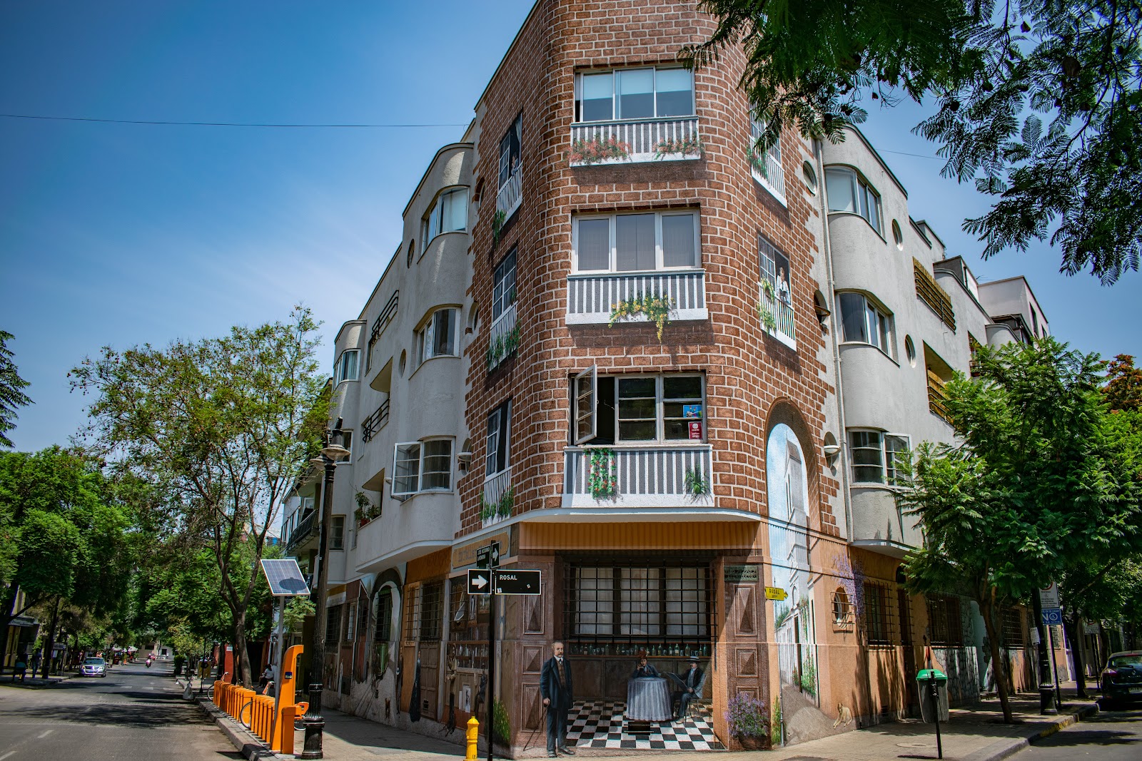 Lastarria — Oficiais