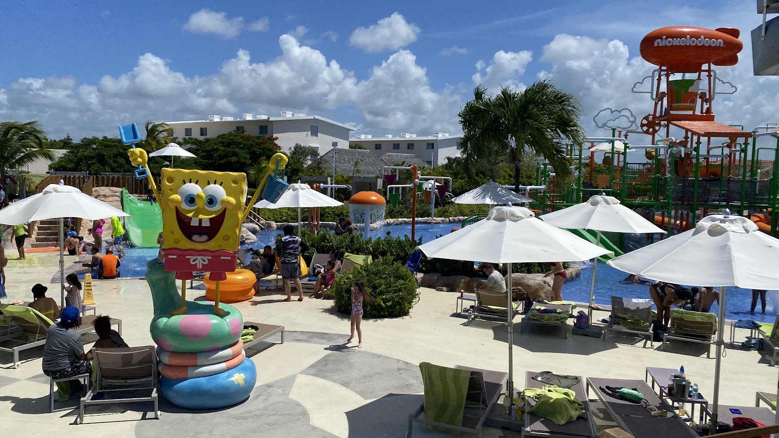 Lazy River — Oficiais