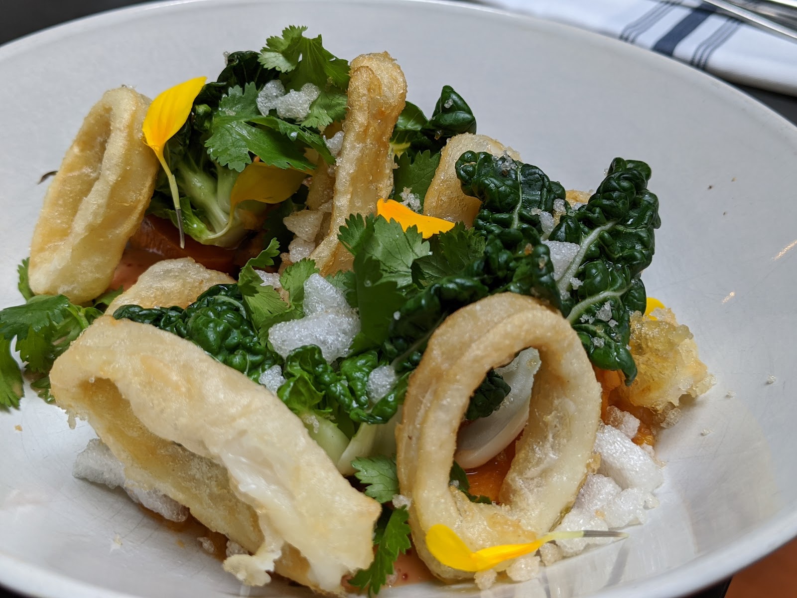 Le Bistro — Oficiais