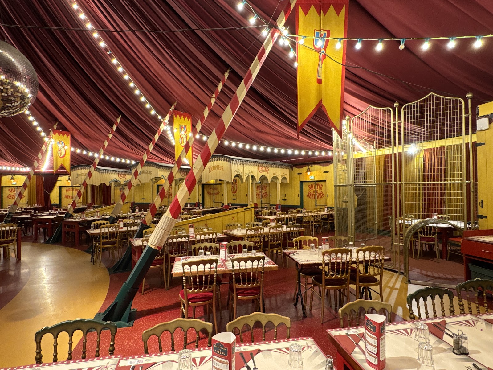 Le Cirque