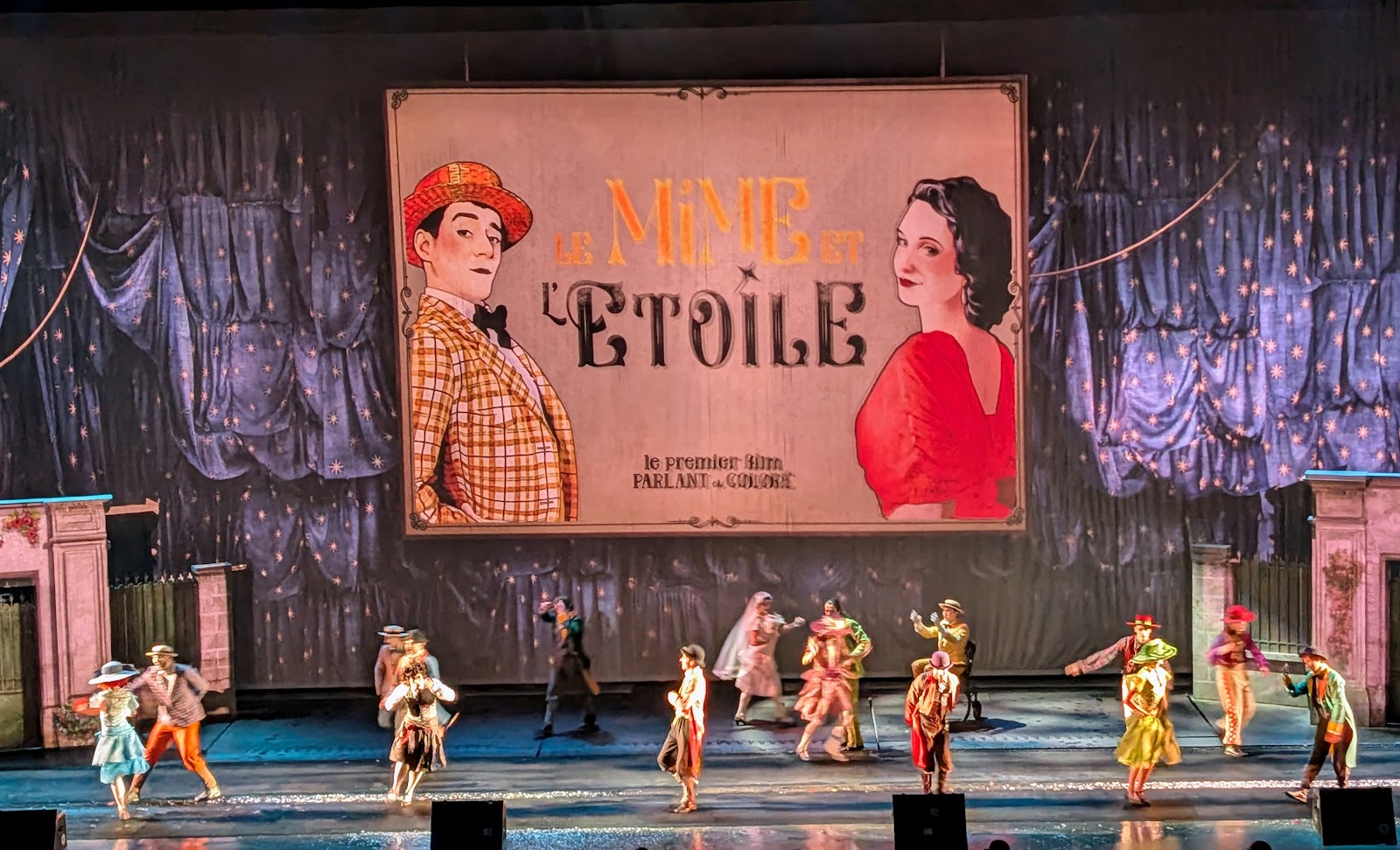 Le Mime et l'Étoile — Oficiais