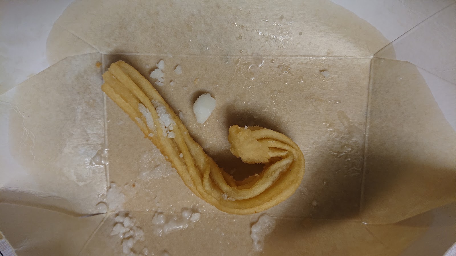 Le Snack du Village — Oficiais