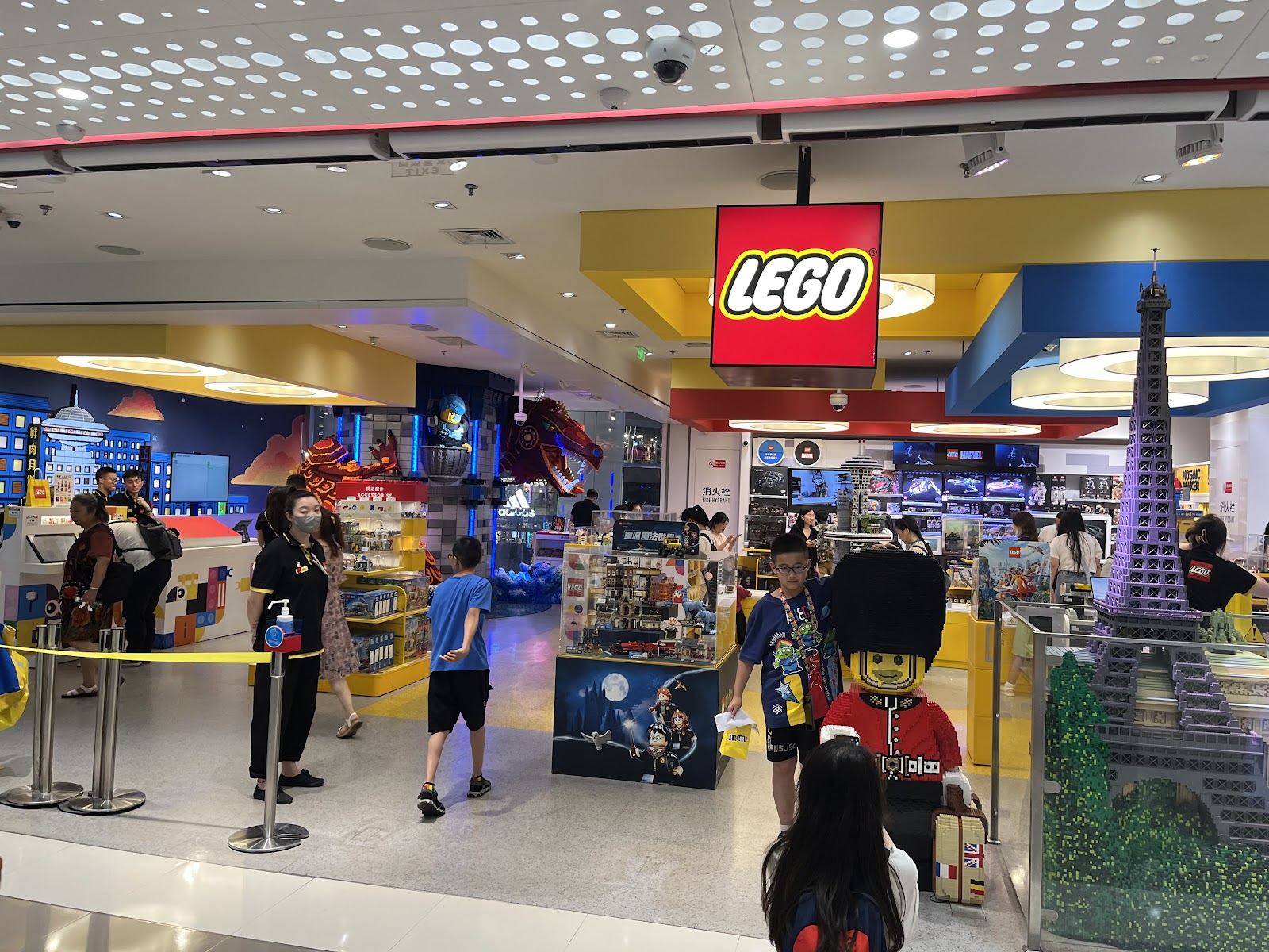 LEGO Shop Snack Counter