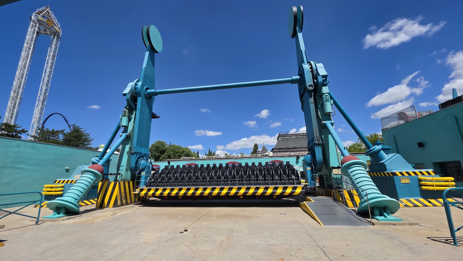 Lex Luthor Inverter — Oficiais
