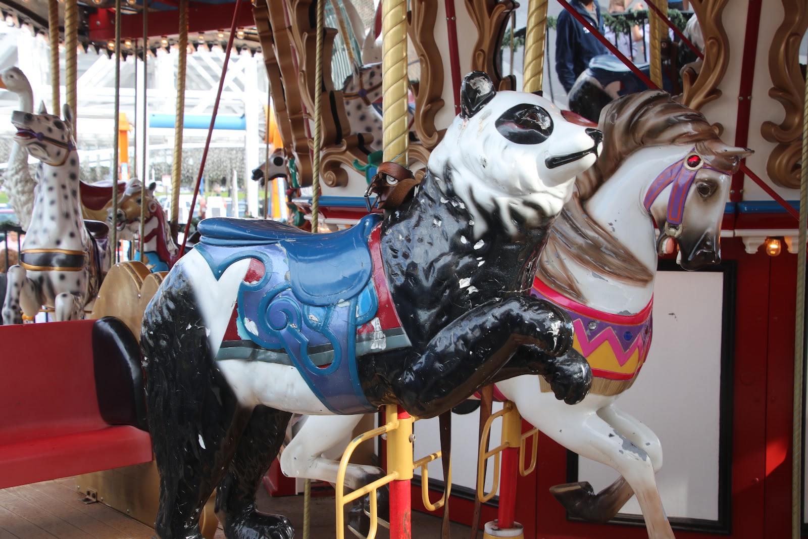 Liberty Carousel — Oficiais