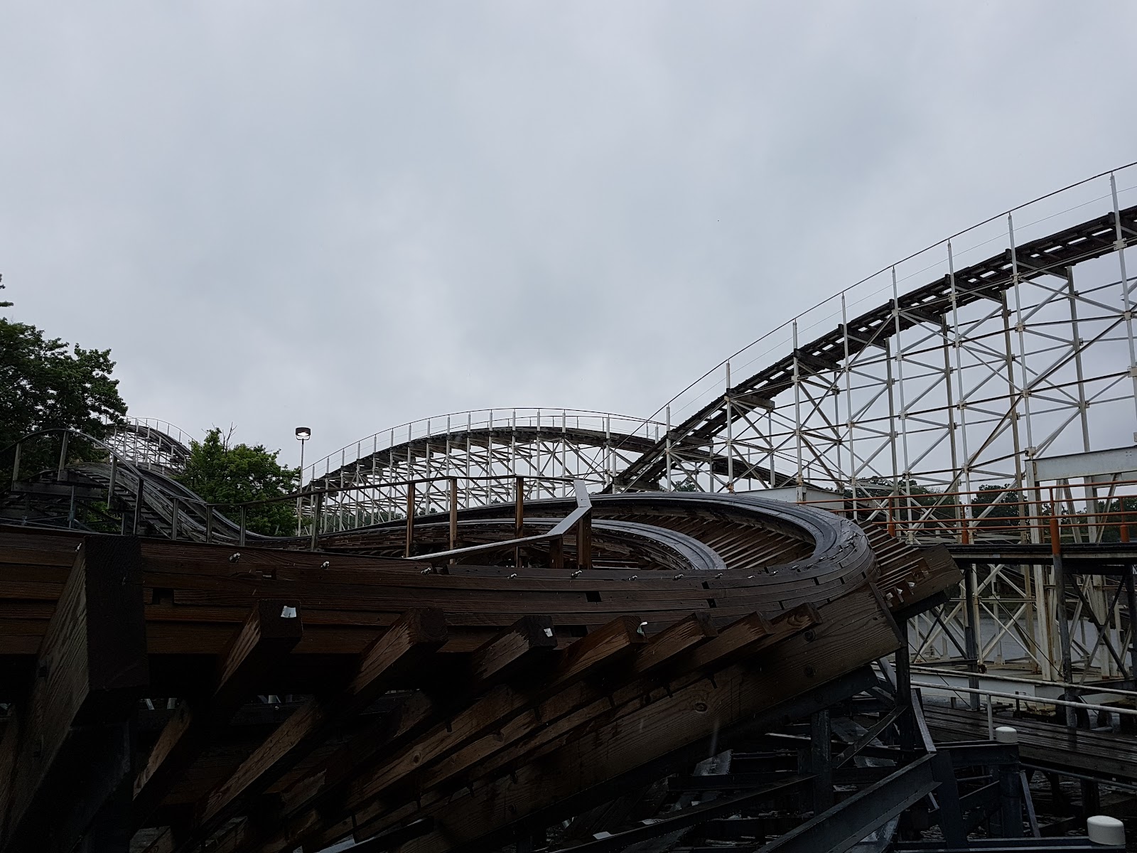 Lost Coaster of Superstition Mountain — Oficiais