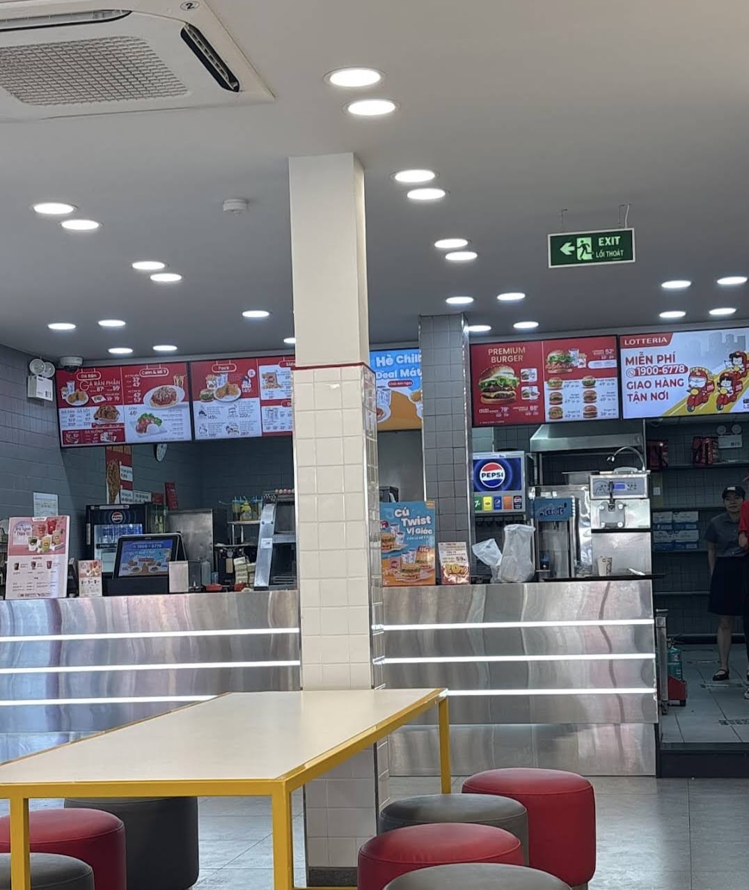 Lotteria — Oficiais