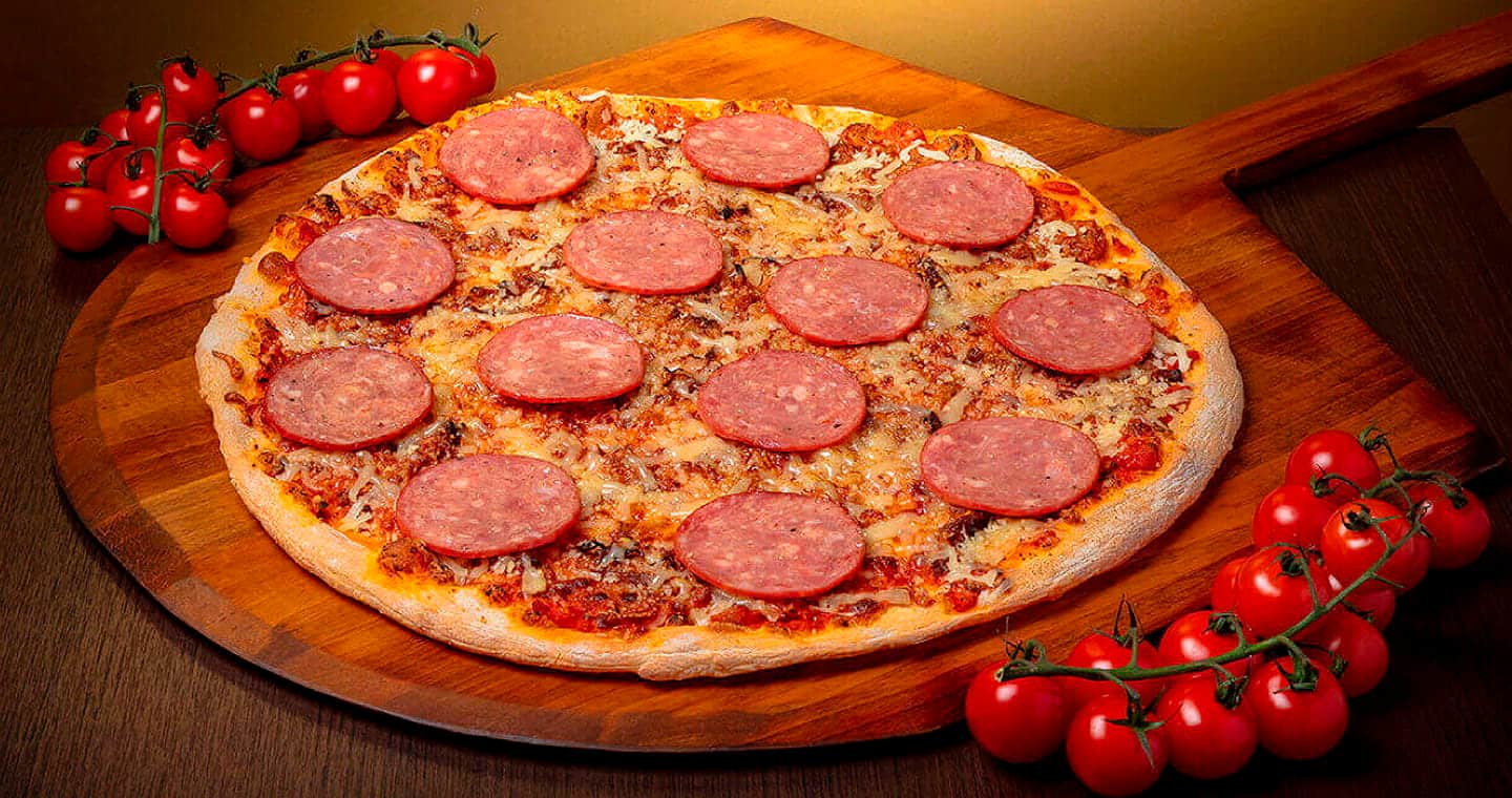 Loui's NY Pizza Parlor — Oficiais
