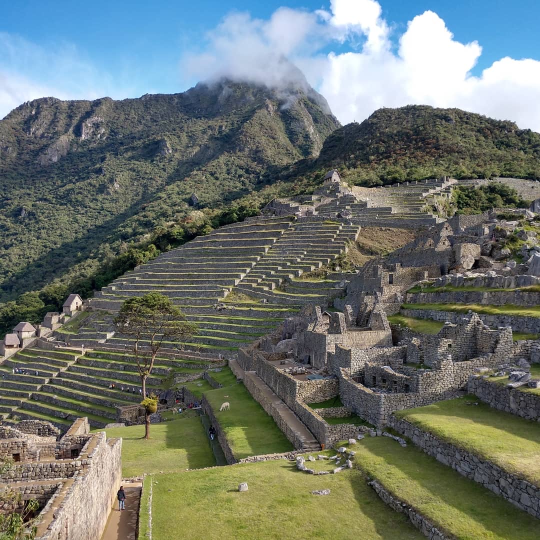 Machu Picchu — Oficiais