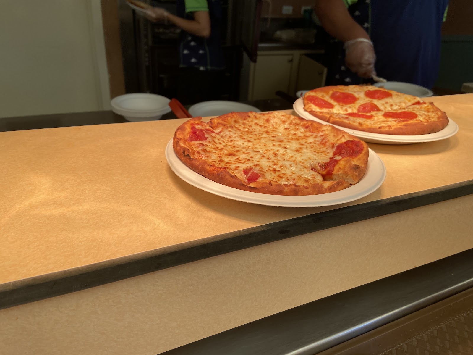 Mama Stella's Pizza Kitchen — Oficiais