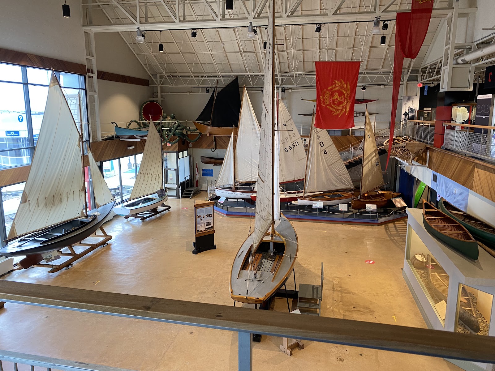 Maritime Museum of the Atlantic — Oficiais
