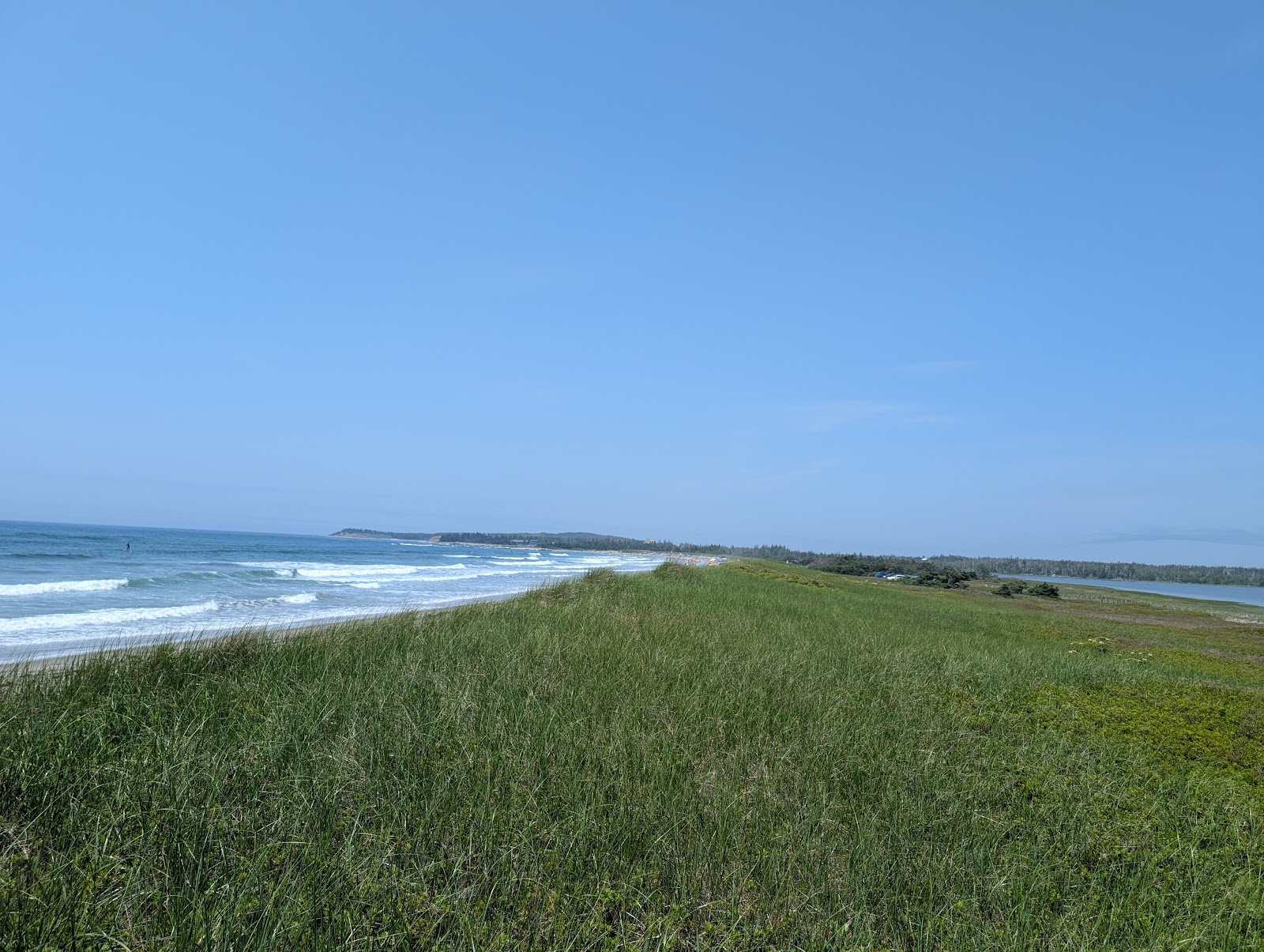 Martinique Beach — Oficiais