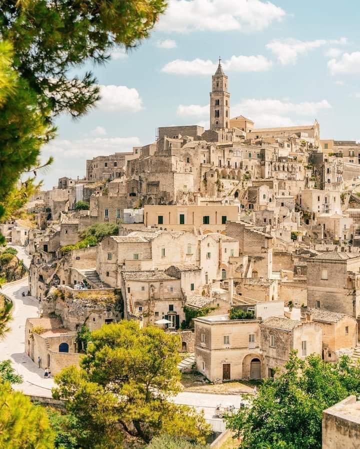 Matera — Oficiais