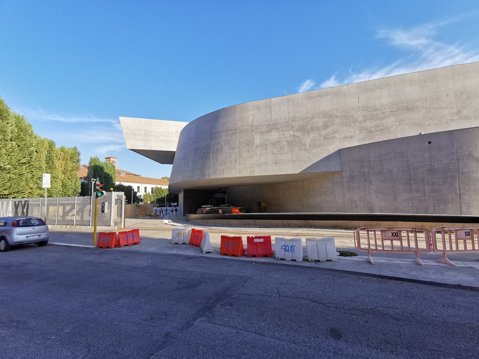 MAXXI - National Museum of 21st Century Art — Oficiais