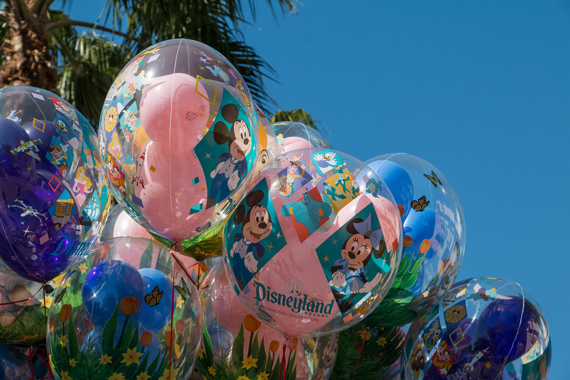 Meet Disney Pals on Buena Vista Street