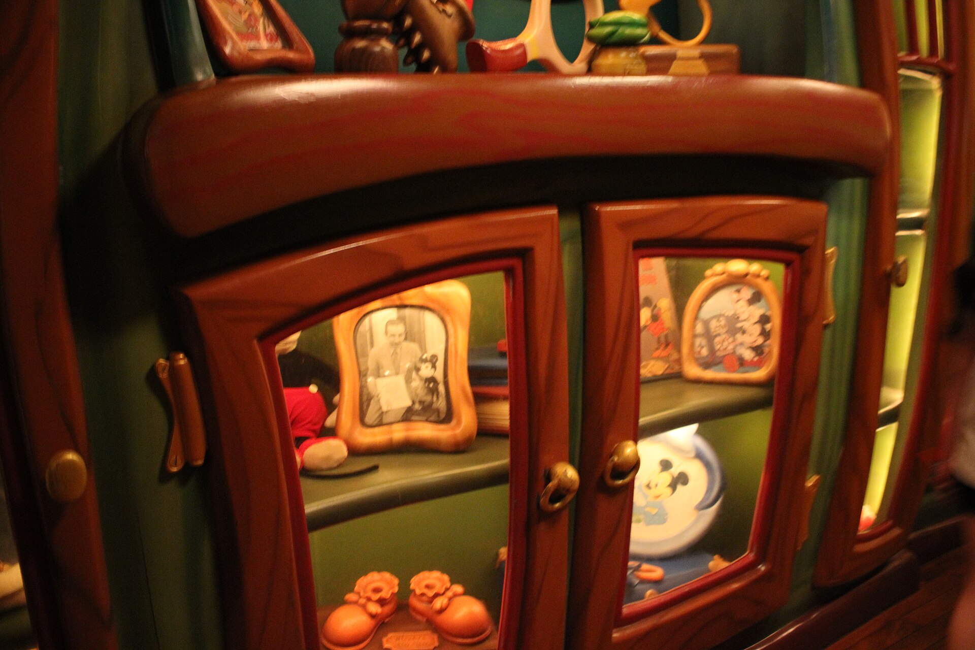 Mickey's House and Meet Mickey Mouse