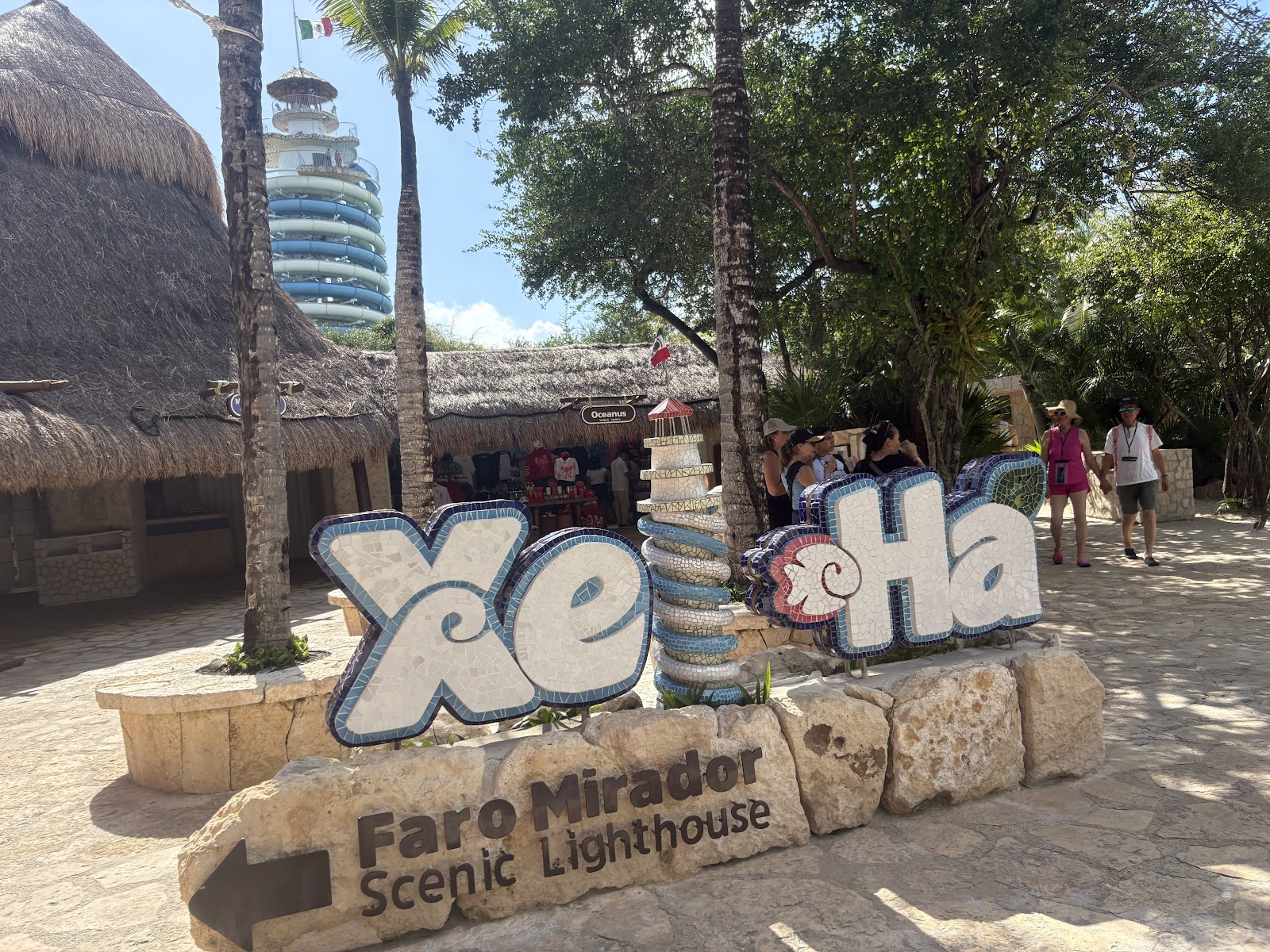 Mirador Faro — Oficiais