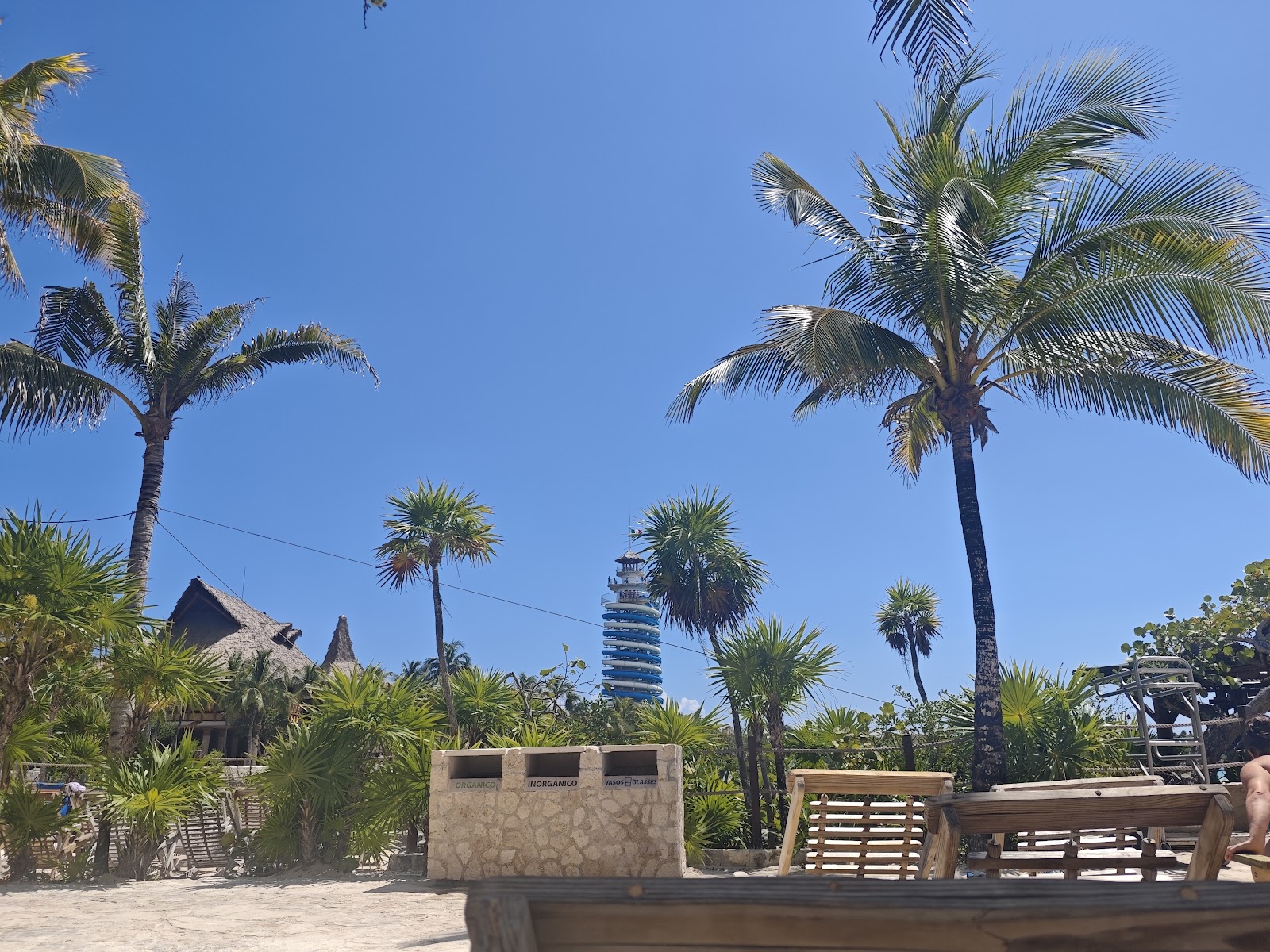 Mirador Faro — Oficiais