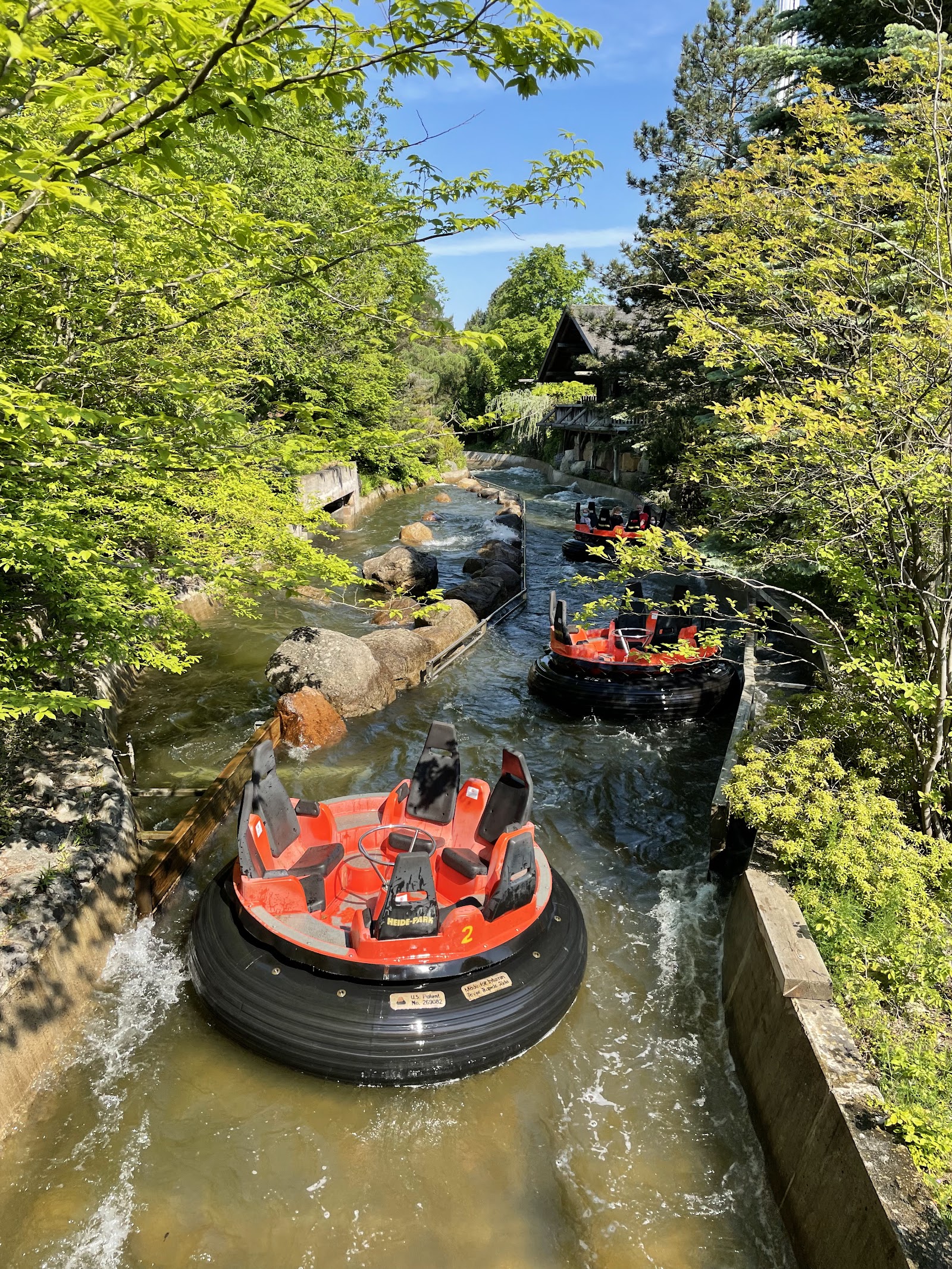 Mountain Rafting — Oficiais