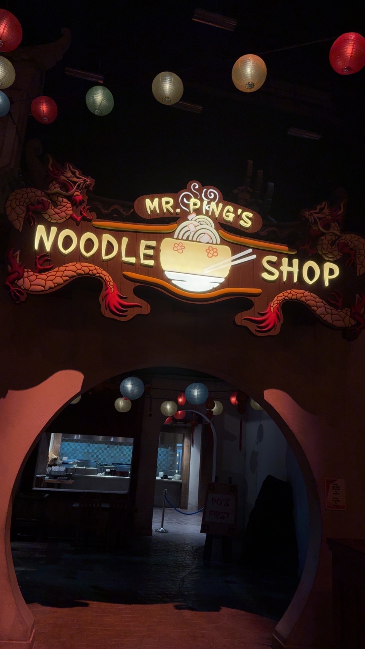 Mr. Ping’s Noodle Shop — Oficiais
