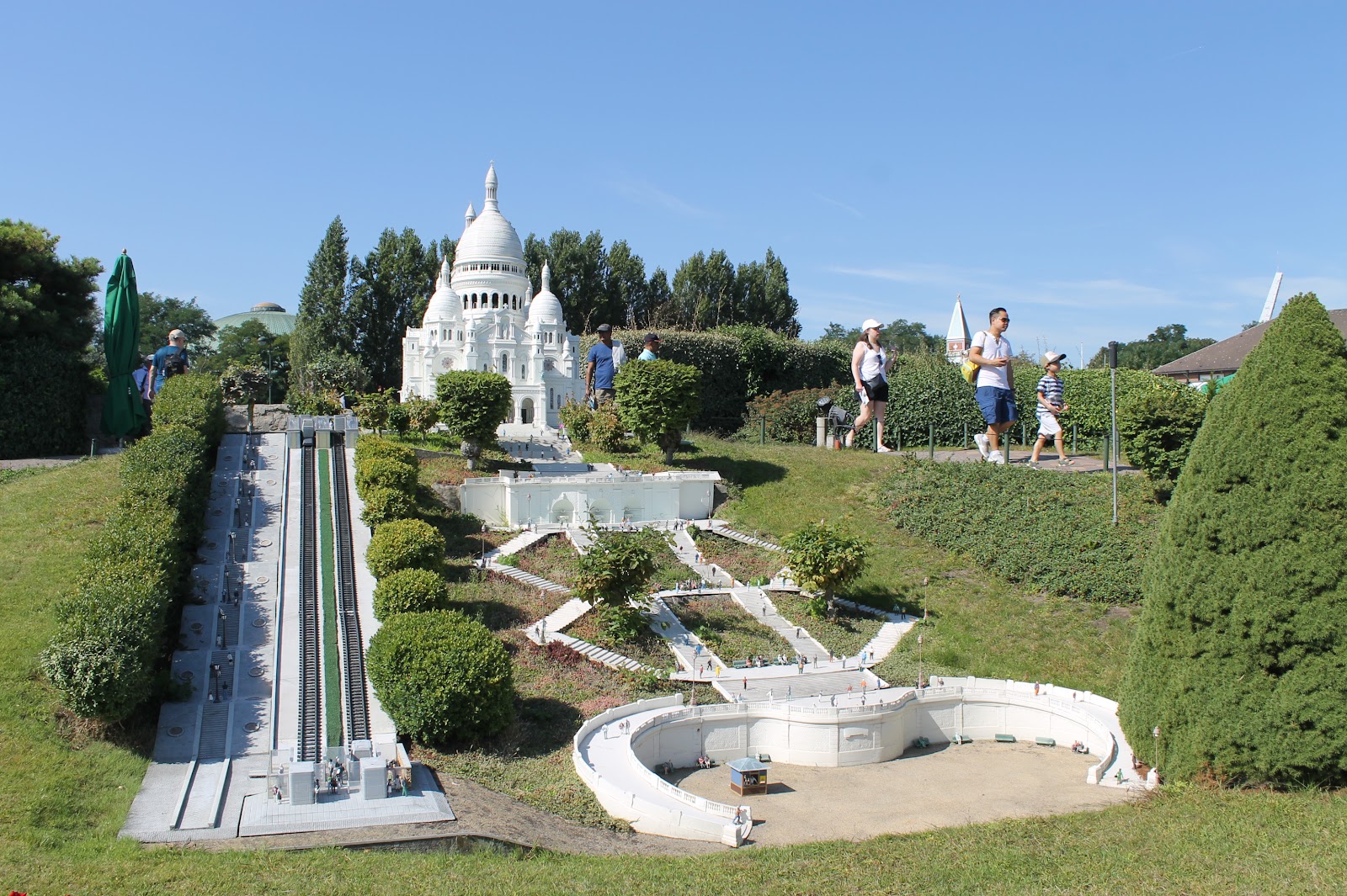 Muro de Berlim — Oficiais