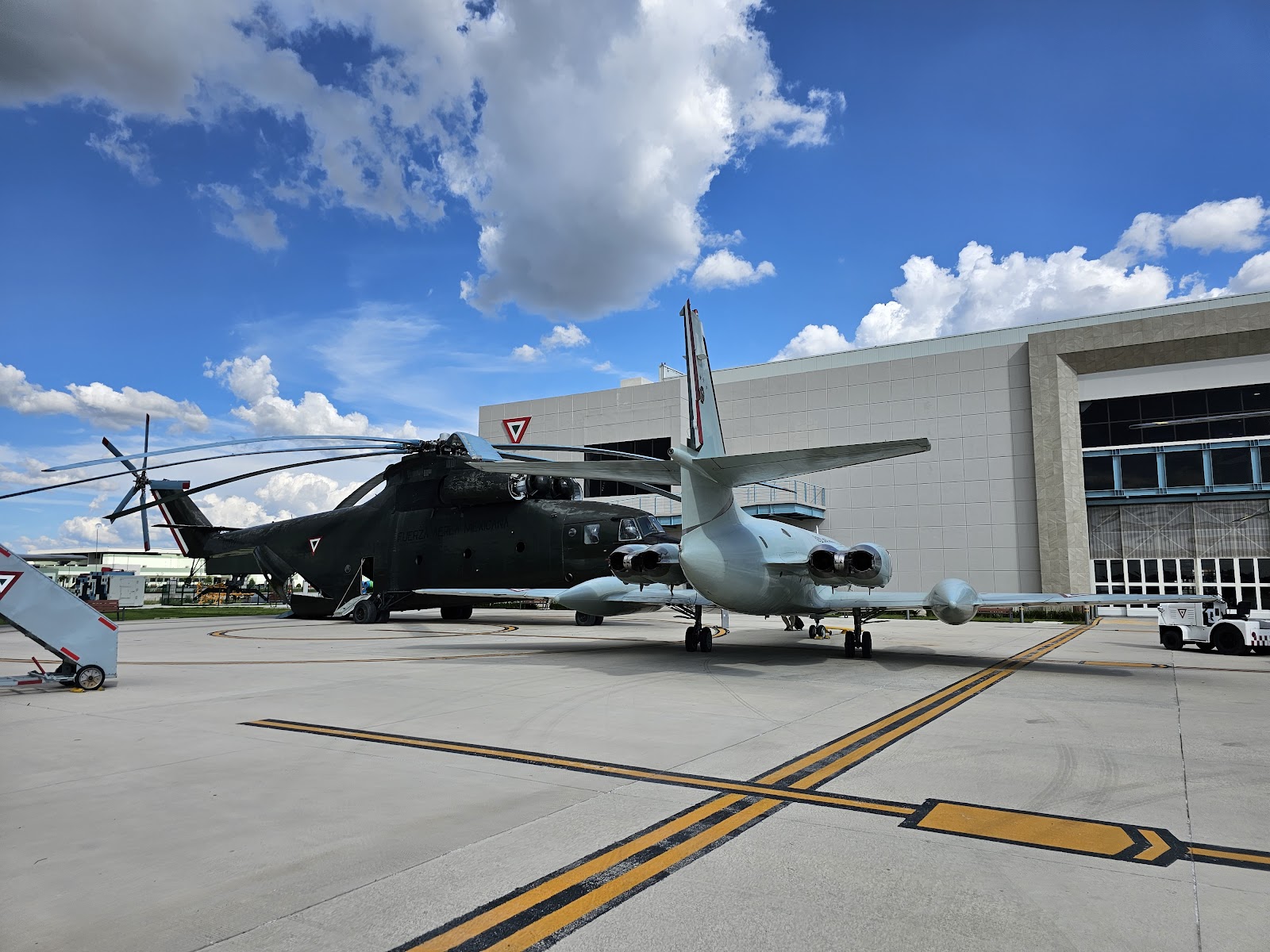Museo del Aire — Oficiais