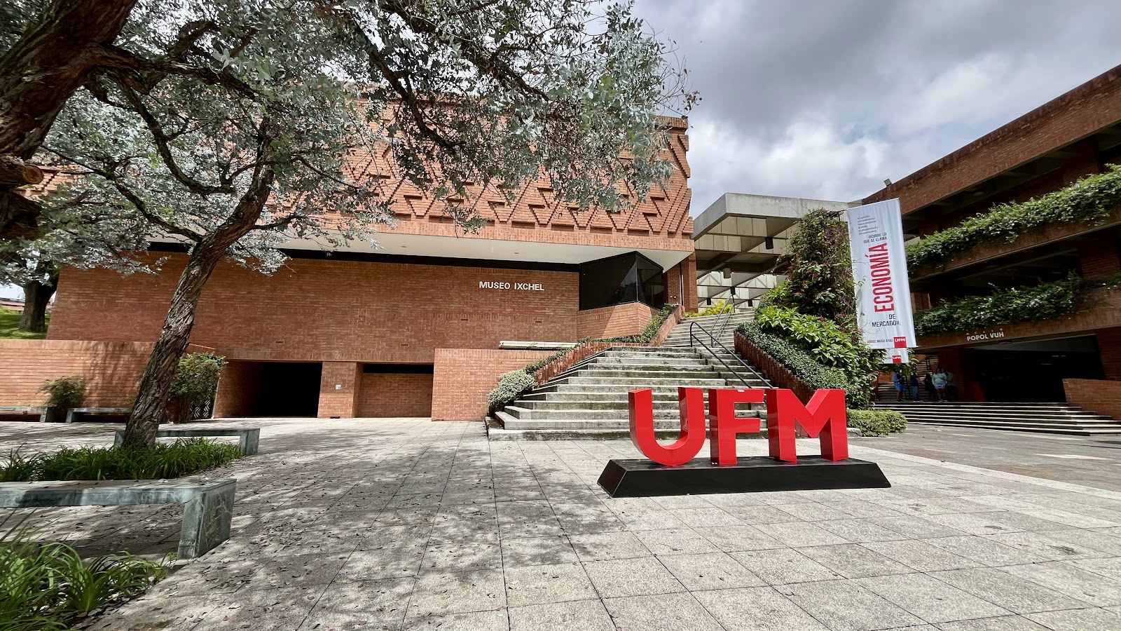 Museo Ixchel del Traje Indígena — Oficiais