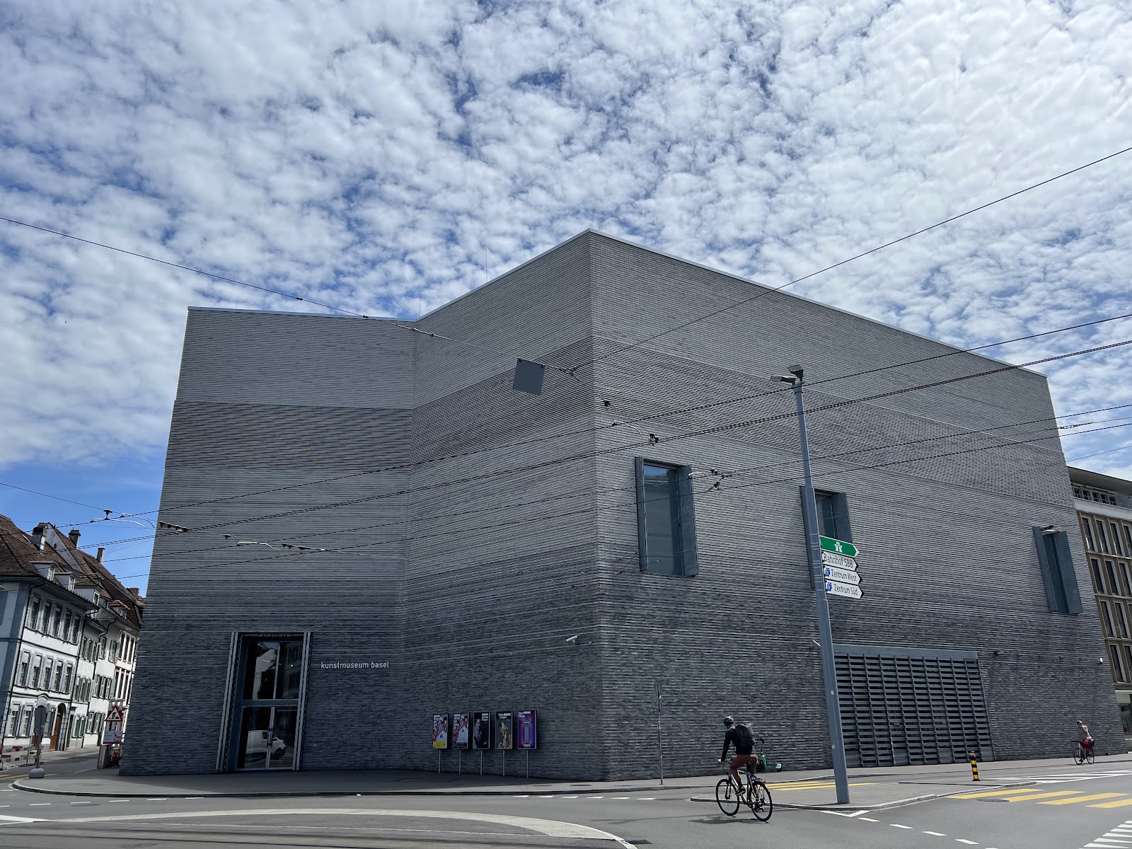 Museu das Belas Artes — Oficiais