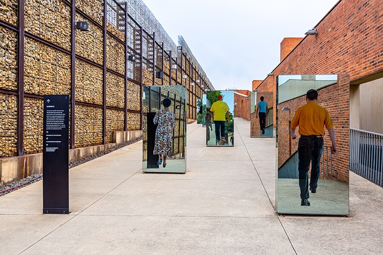 Museu do Apartheid — Oficiais
