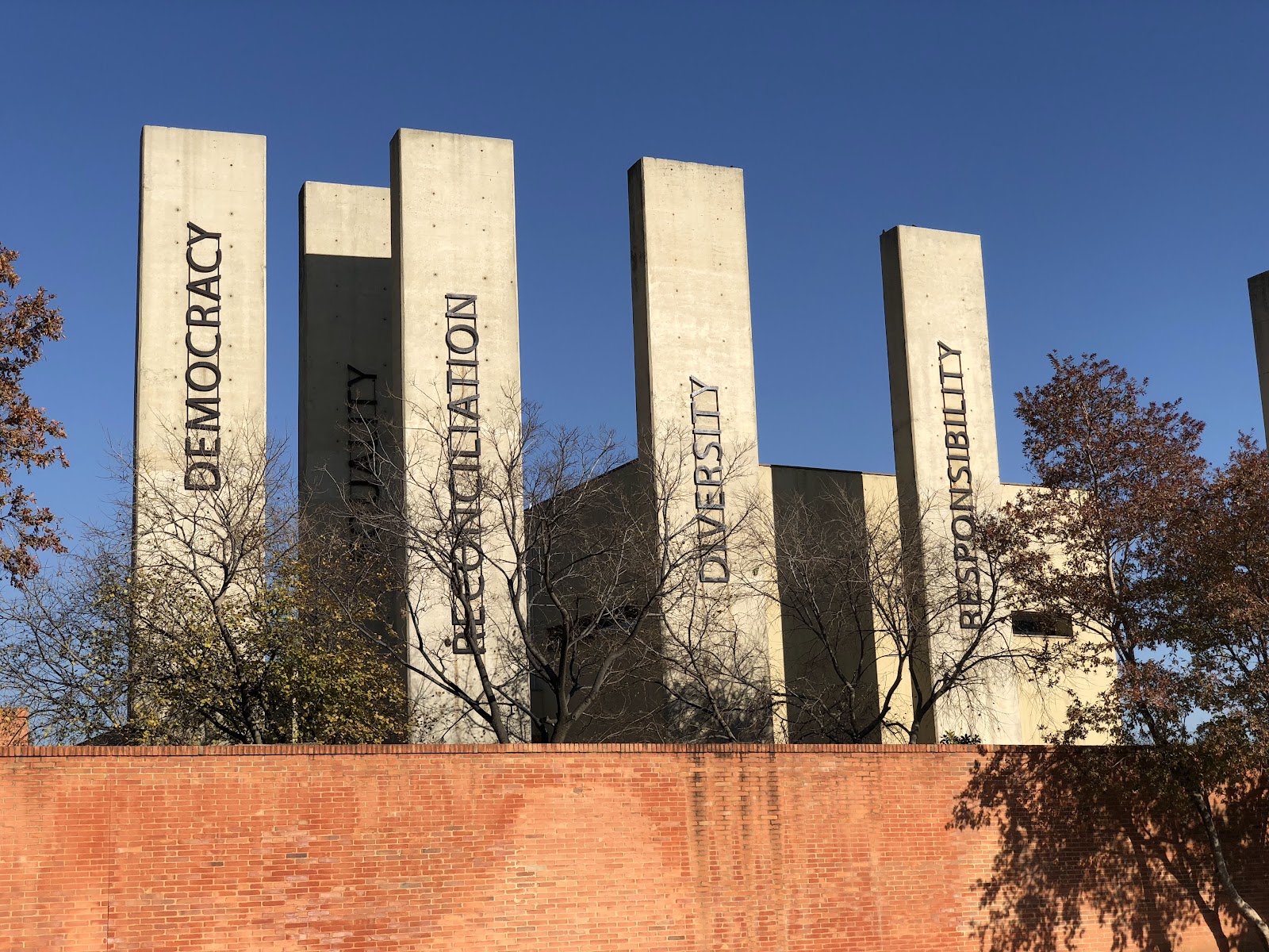 Museu do Apartheid — Oficiais