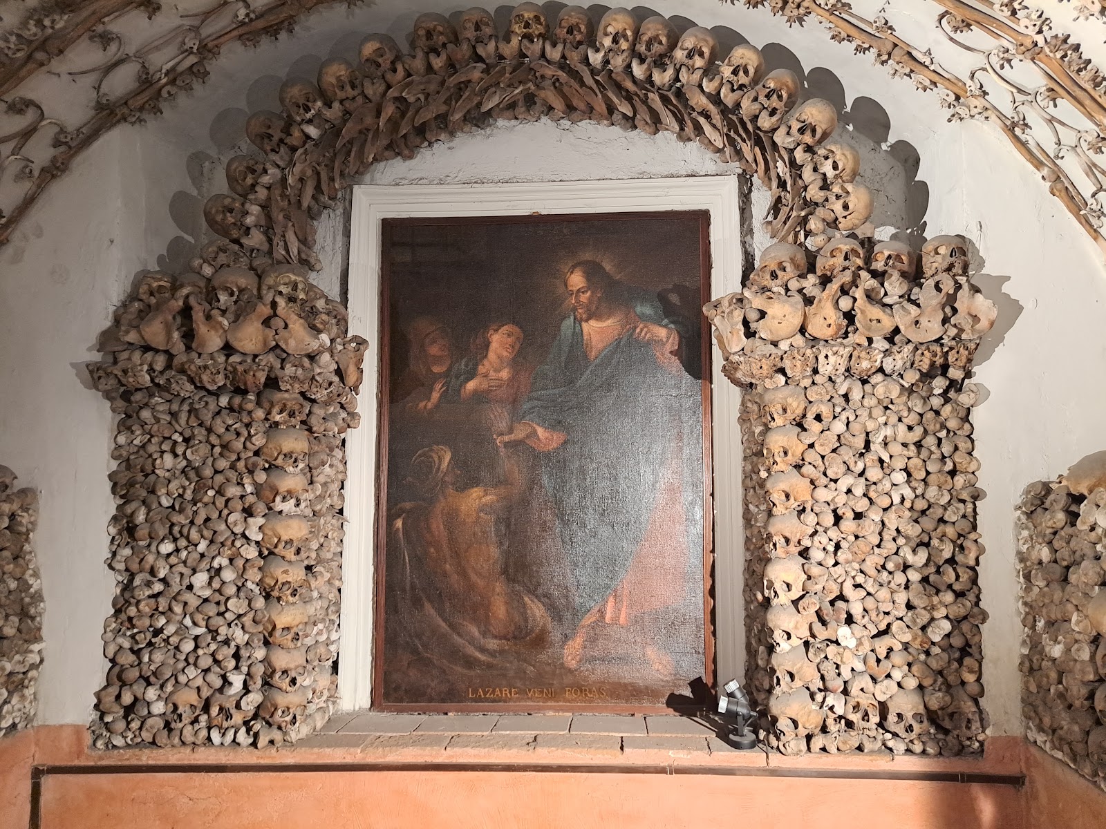 Museu e Cripta dos Frades Capuchinhos — Oficiais