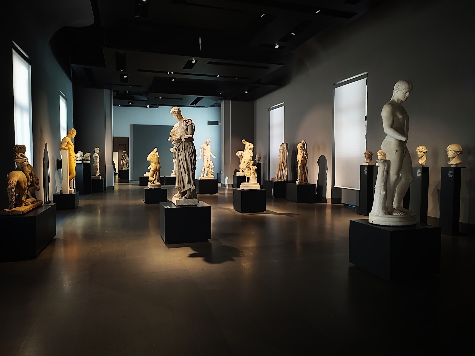 Museu Nacional Romano — Oficiais