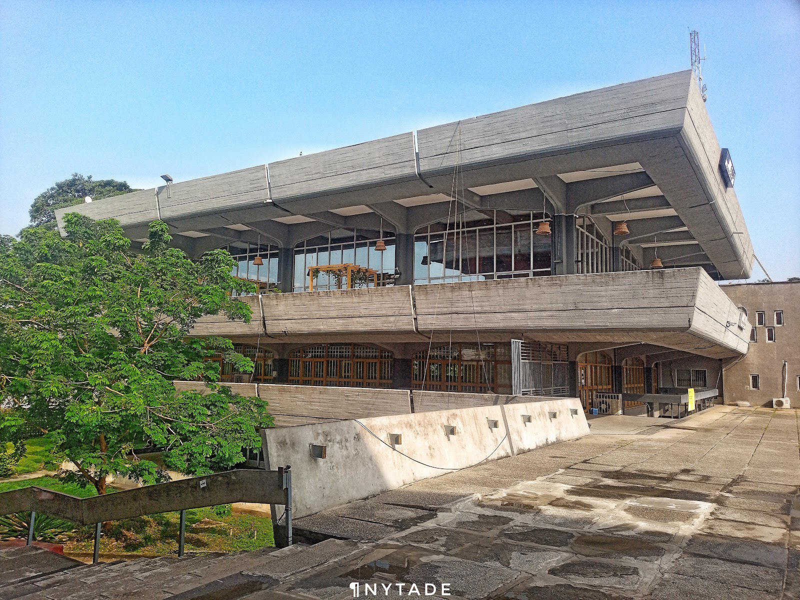Museum of Natural History — Oficiais